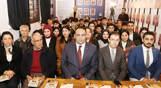 Başkan Yılmaz, gençlere tarihi anlattı